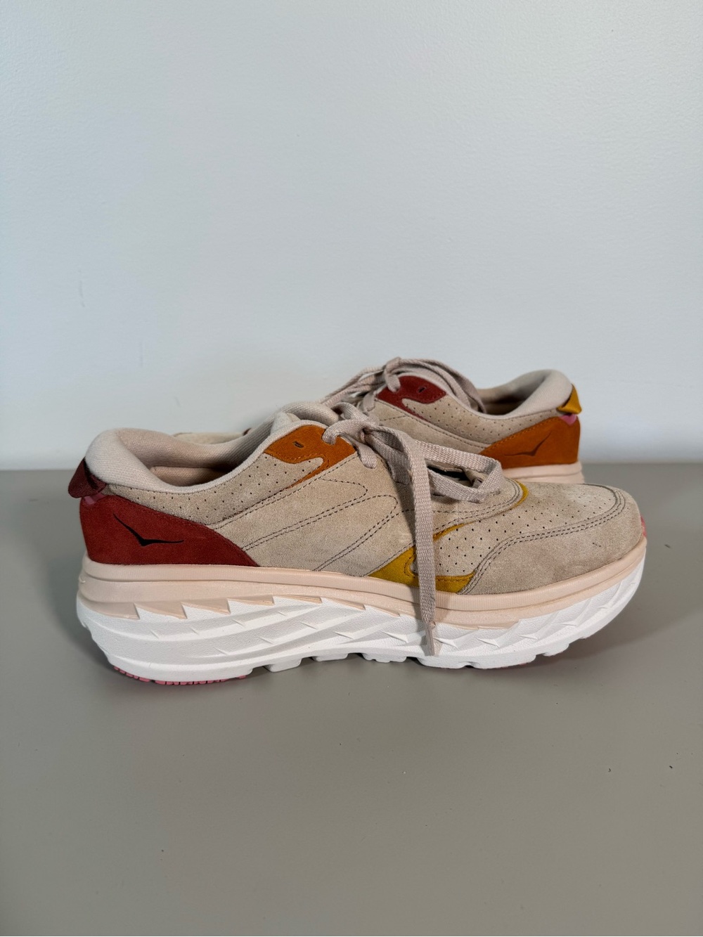 NWOT HOKA Bondi L Suede Shifting Sand Sneakers Men’s 11 / Women’s 12 - Picture 10 of 12